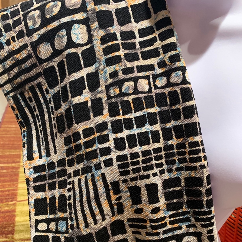 ELEGANT Lularoe Cassie LIKE NEW